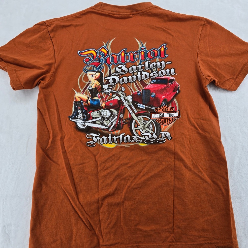 Harley Davidson T-Shirt Mens Medium T-Shirt Orange Patriot Fairfax VA Pinup
